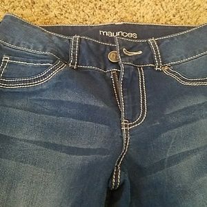 3-4 Maurice's jeans